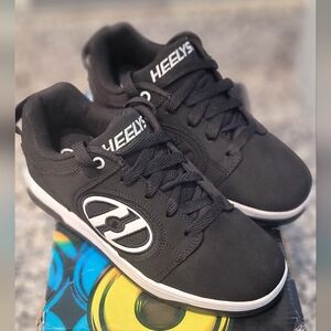 Heelys Black & White Skate Shoes